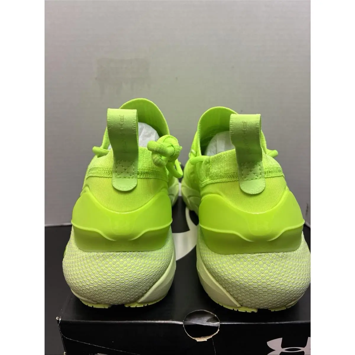 Under Armour shoes - Under Armour HOVR Phantom 2 - 3024155-304 - Green 3