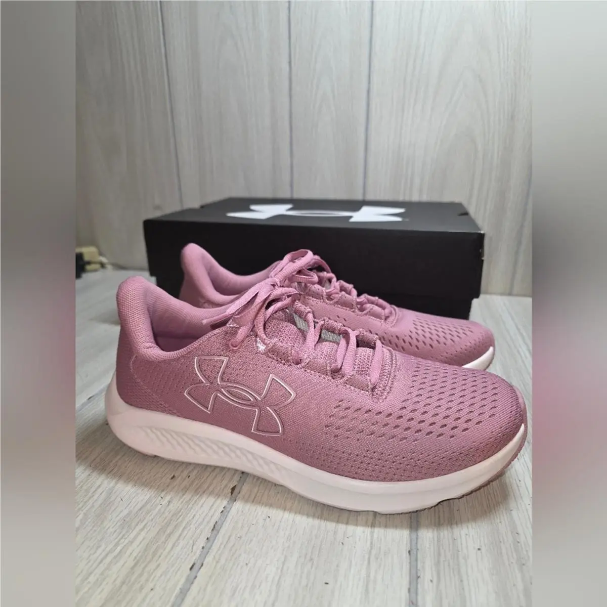 Under Armour shoes - Pink 4