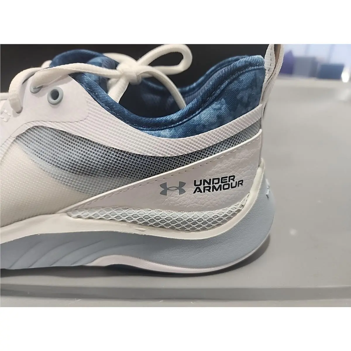 Under Armour shoes - UA HOVR Omnia BTG - HOVR Omnia BTG - 3026006-101 - White (UPC: 195253240591) 2