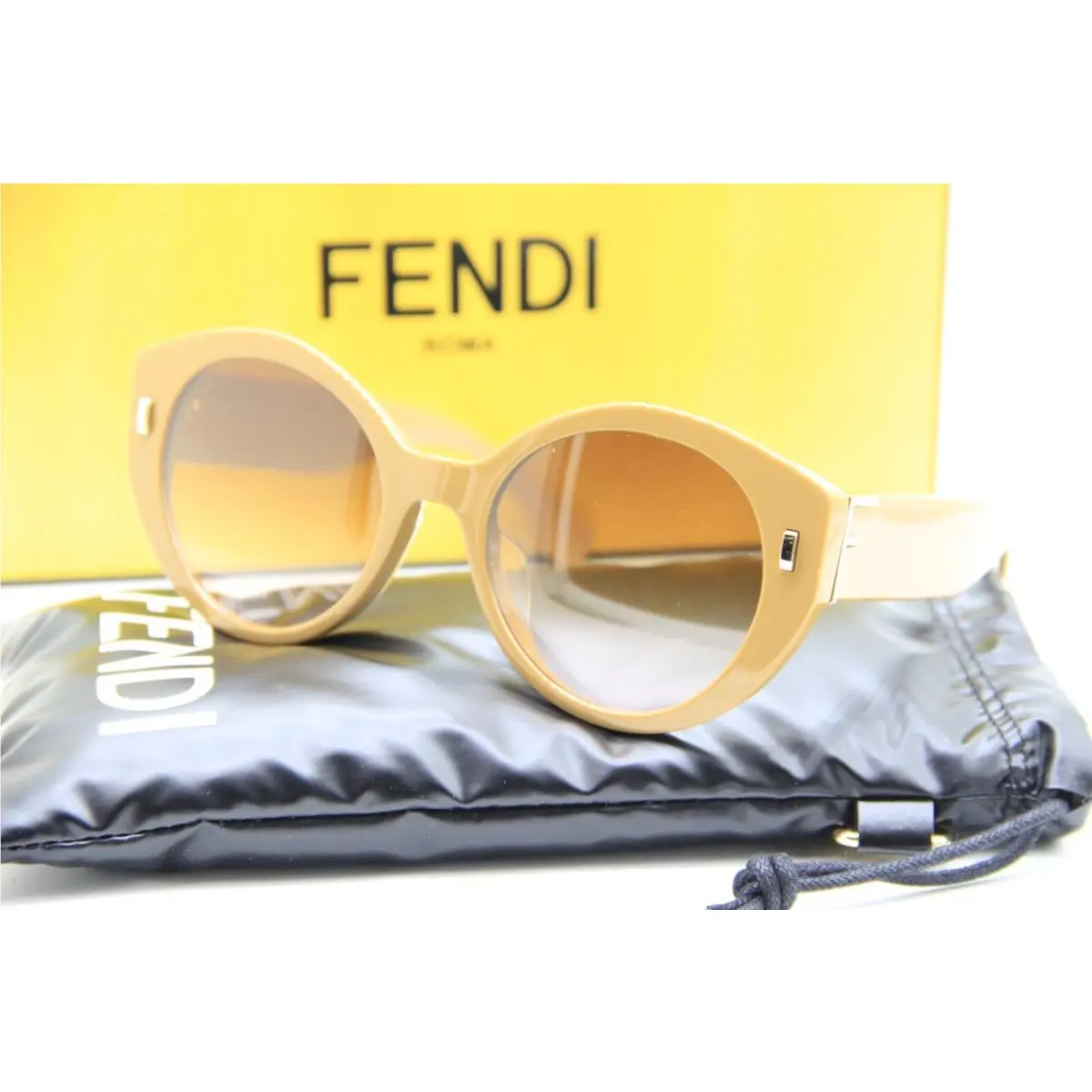 Fendi FE 40037U 57F Brown Sunglasses W Case 55-21