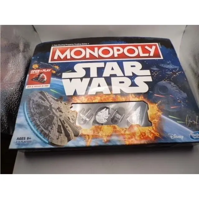 Hasbro Monopoly Star Wars Open and Play Game Case Edition 2015 B4401