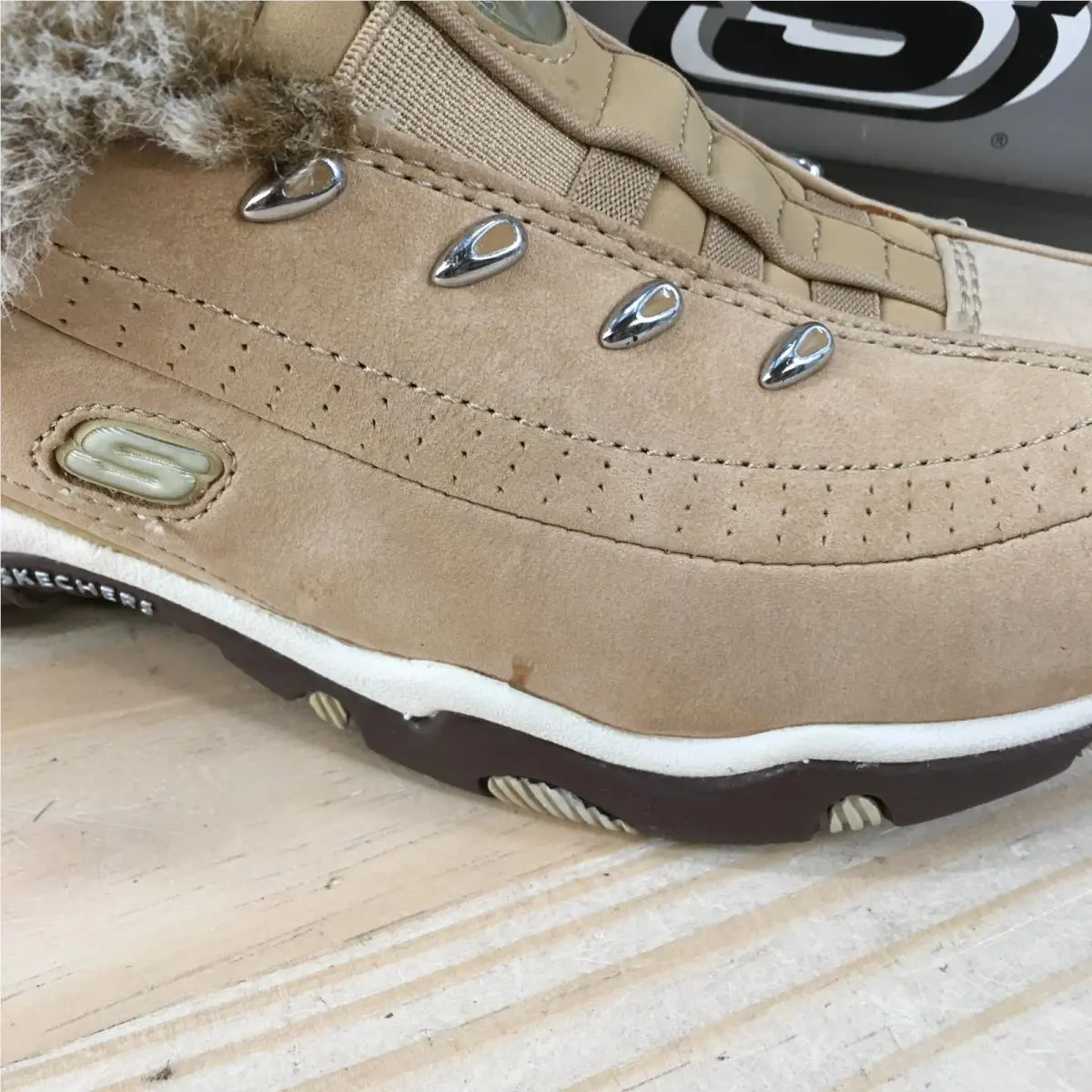 Skechers shoes - Brown 3