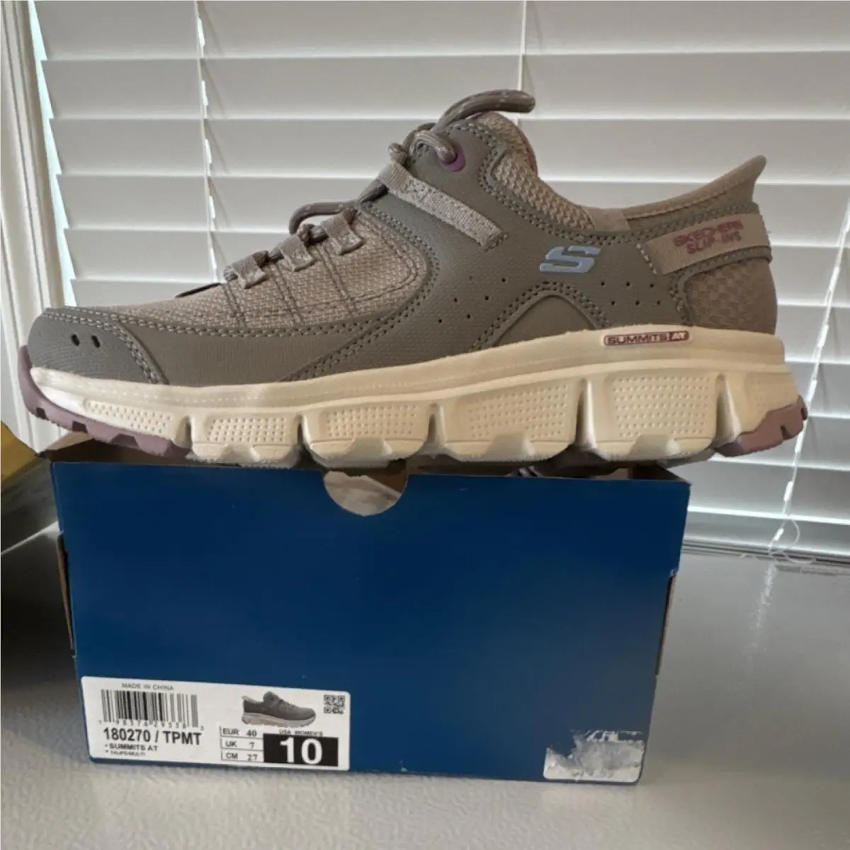 Skechers Hands Free Slip-ins Summits AT Memory Foam Taupe Multi 180270/TPMT