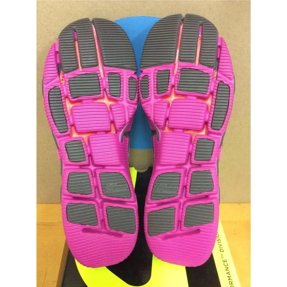 Skechers shoes - Skechers Go Bionic Ride - Bionic Ride - 13553 CCHP - Charcoal Hot Pink 4