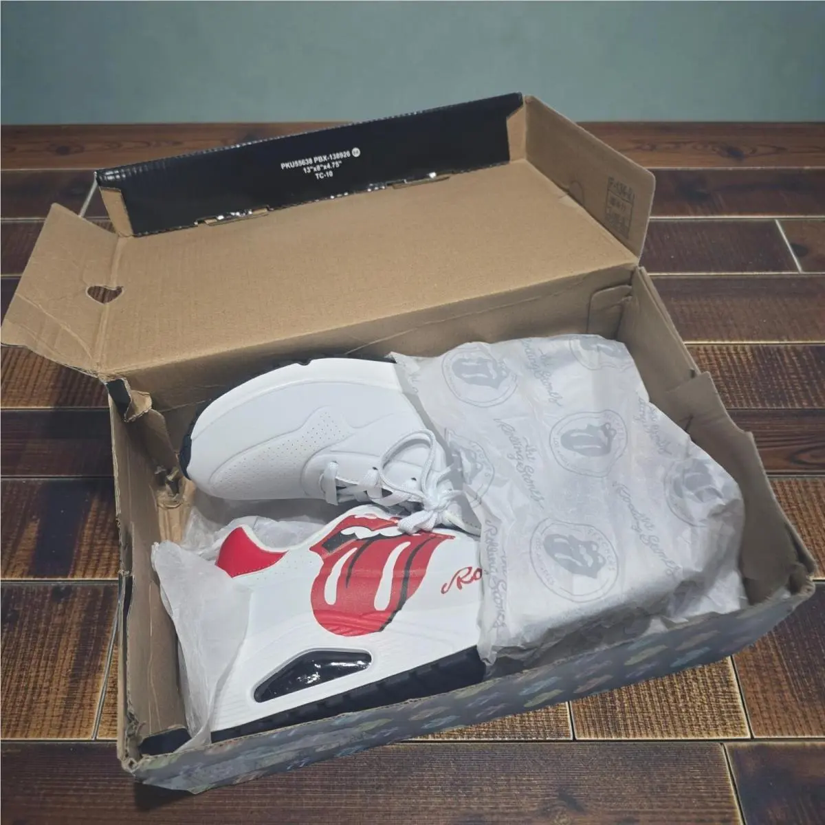 Skechers shoes - UNO X THE ROLLING STONES - 177965-WBK - White Black (UPC: 197627619224) 14