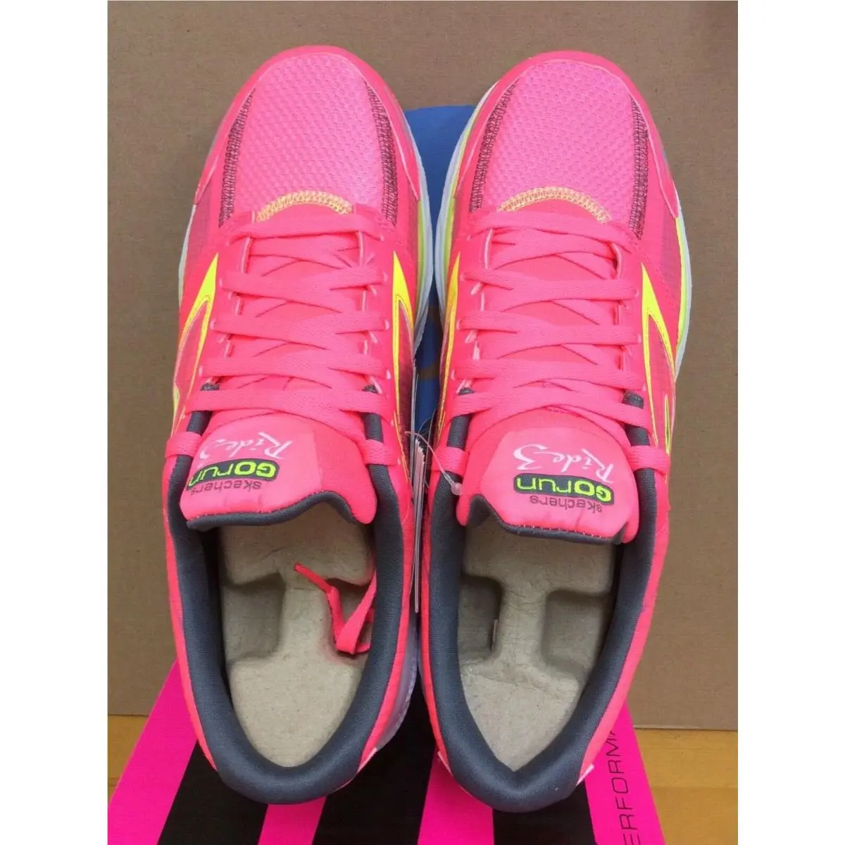 Skechers shoes - SKECHERS Go Run Ride 3 NITE OWL - 13883 HPLM - Hot Pink Lime 3
