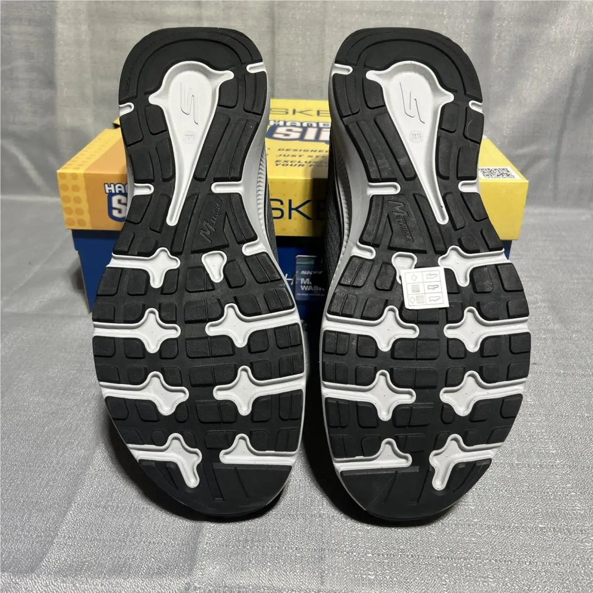 Skechers shoes - Skechers Go Run Consistent 2.0 Empowered - Black 5