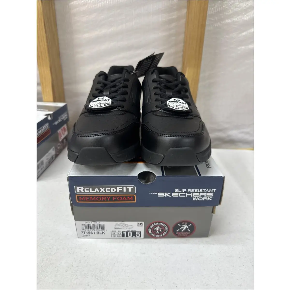 Skechers Men`s Nampa Slip-resistant Soft Toe Work Shoe 77156 Blk