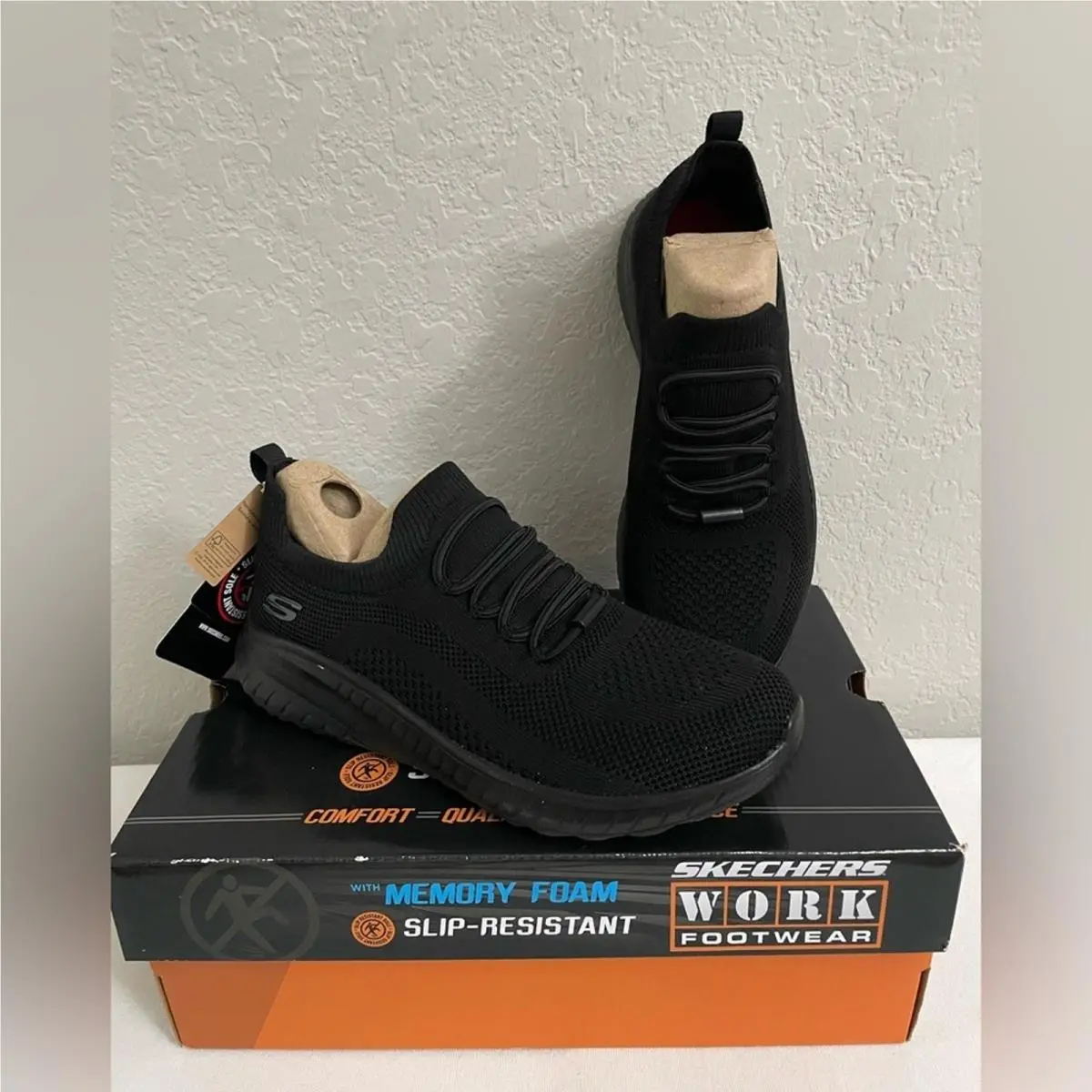 Skechers Work 108145/Black Slip Resistant Shoes Women 7.5