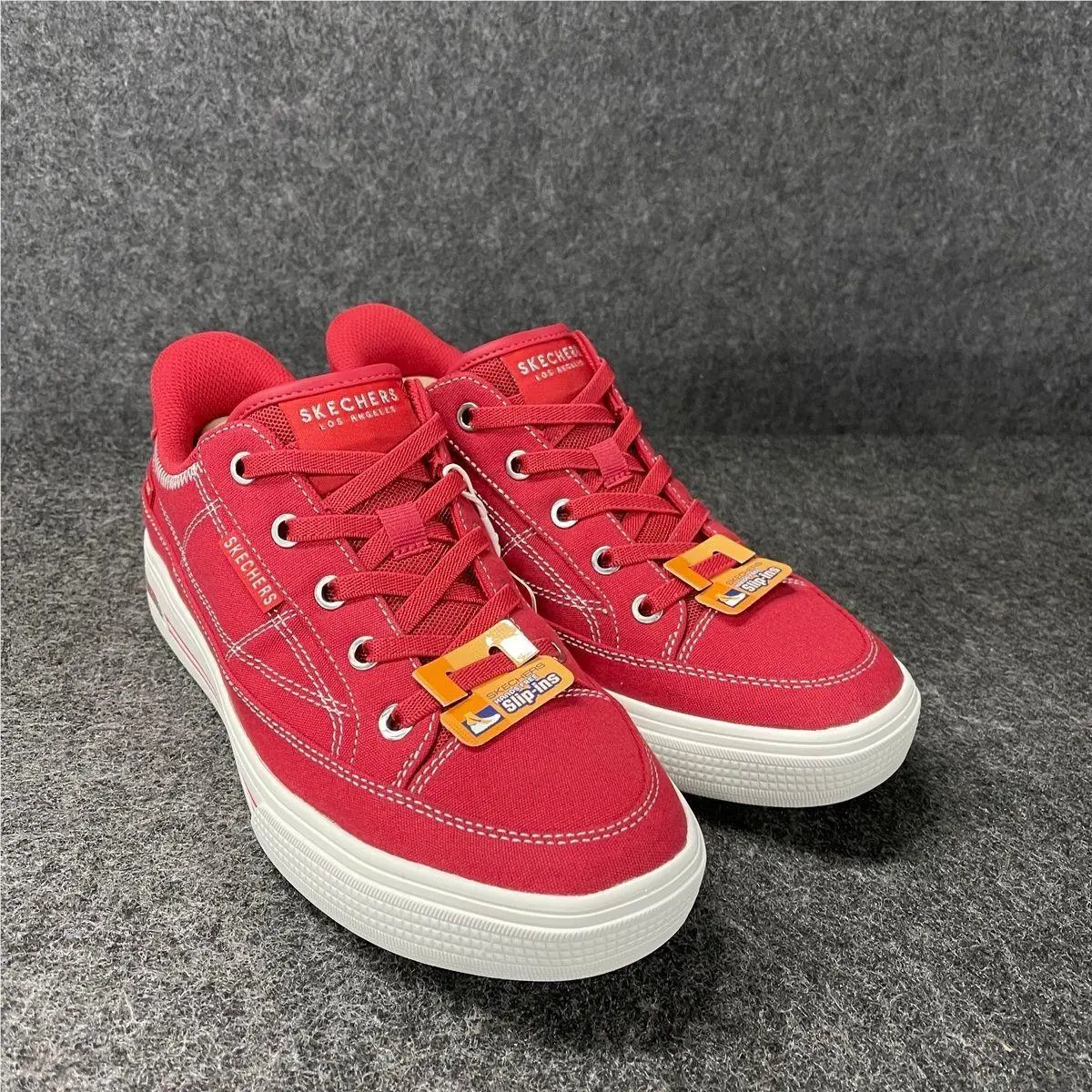 Skechers Arch Fit Arcade See Ya There Sneaker Women`s Size US 7 Wide