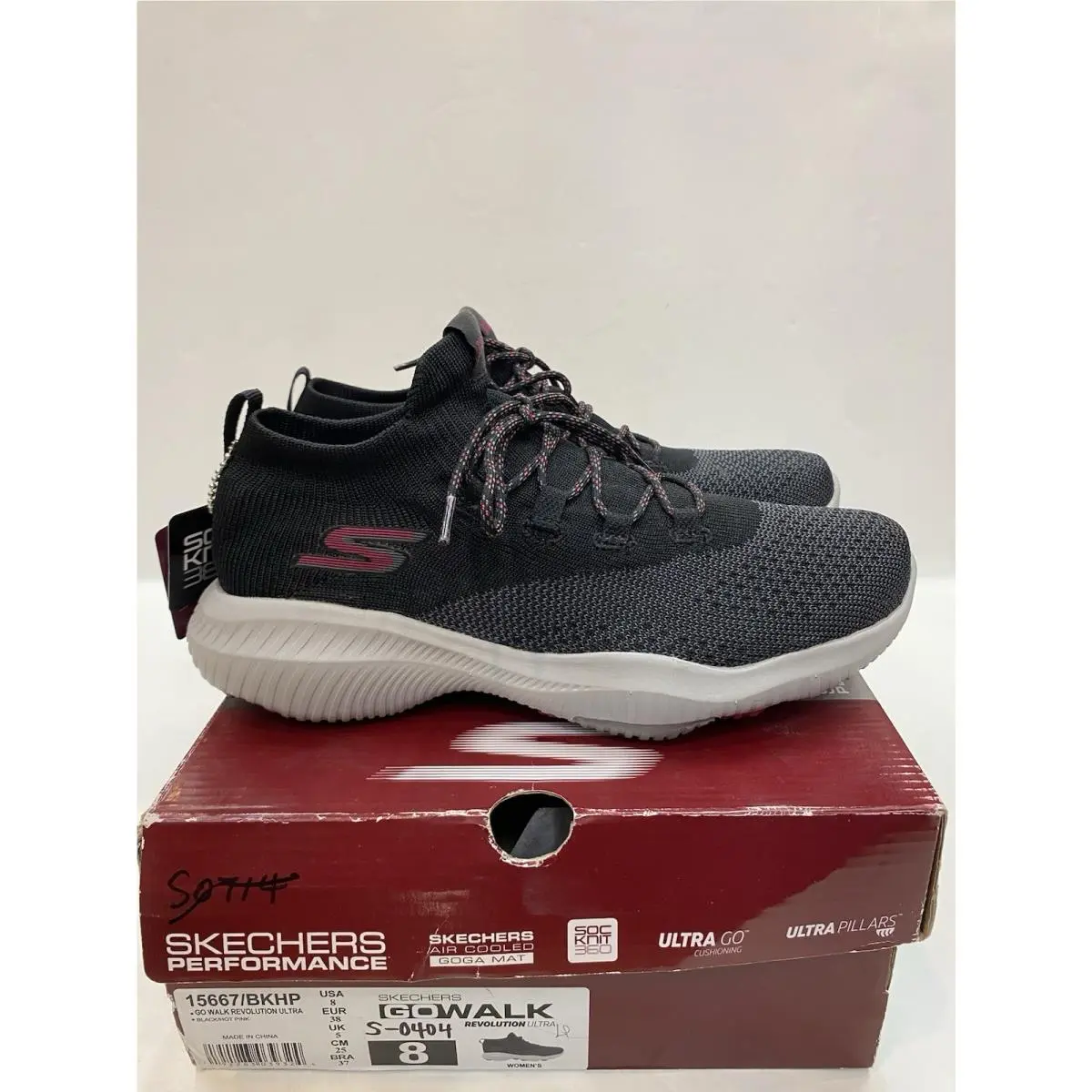 Women’s Skechers Go Walk Revolution Ultra Black Pink Size 8 15667
