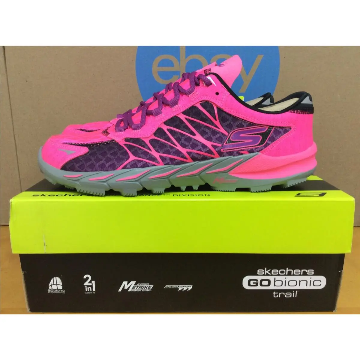 Skechers shoes - Go Bionic Trail - Bionic Trail - 13610 HPPR - Hot Pink Purple 0