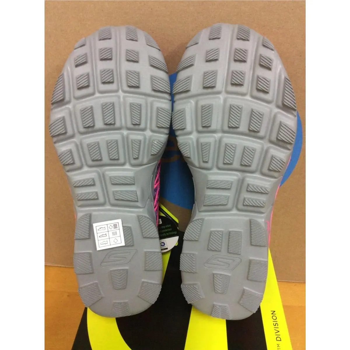 Skechers shoes - Go Bionic Trail - Bionic Trail - 13610 HPPR - Hot Pink Purple 5