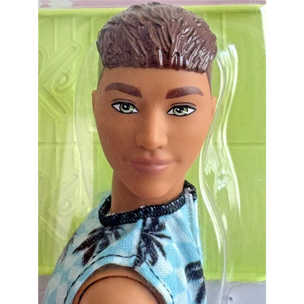 Barbie Ken Doll Fashionistas 196 Made to Move Body Wheelchair and Ramp