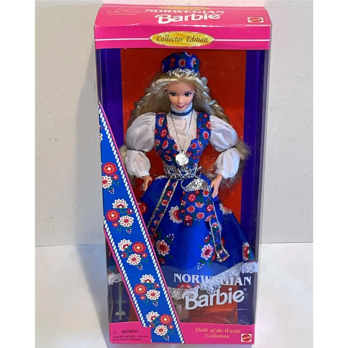 12 Norwegian Barbie Dolls Of The World Fashion Doll Collector Edition Nrfb