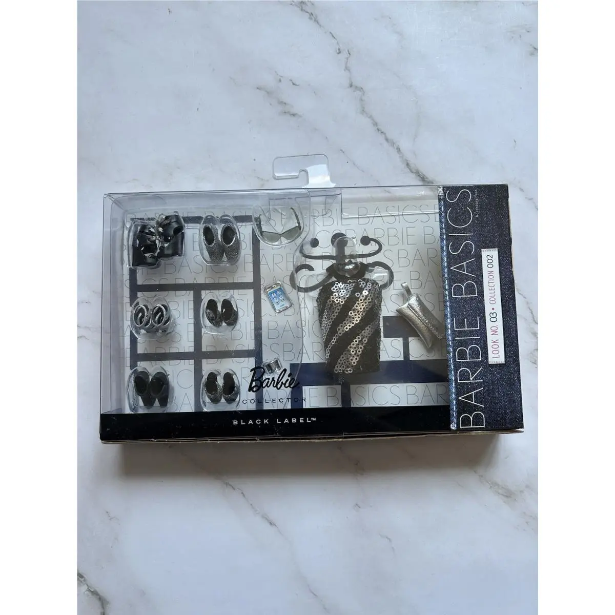 2010 Black Label Barbie Basics Look No. 03 Collection 002 Accessory Pack