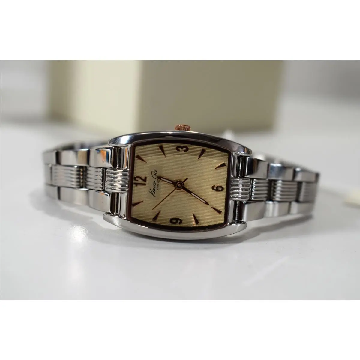 Kenneth Cole Women`s kc4644 Classic Silver-tone Bracelet Watch