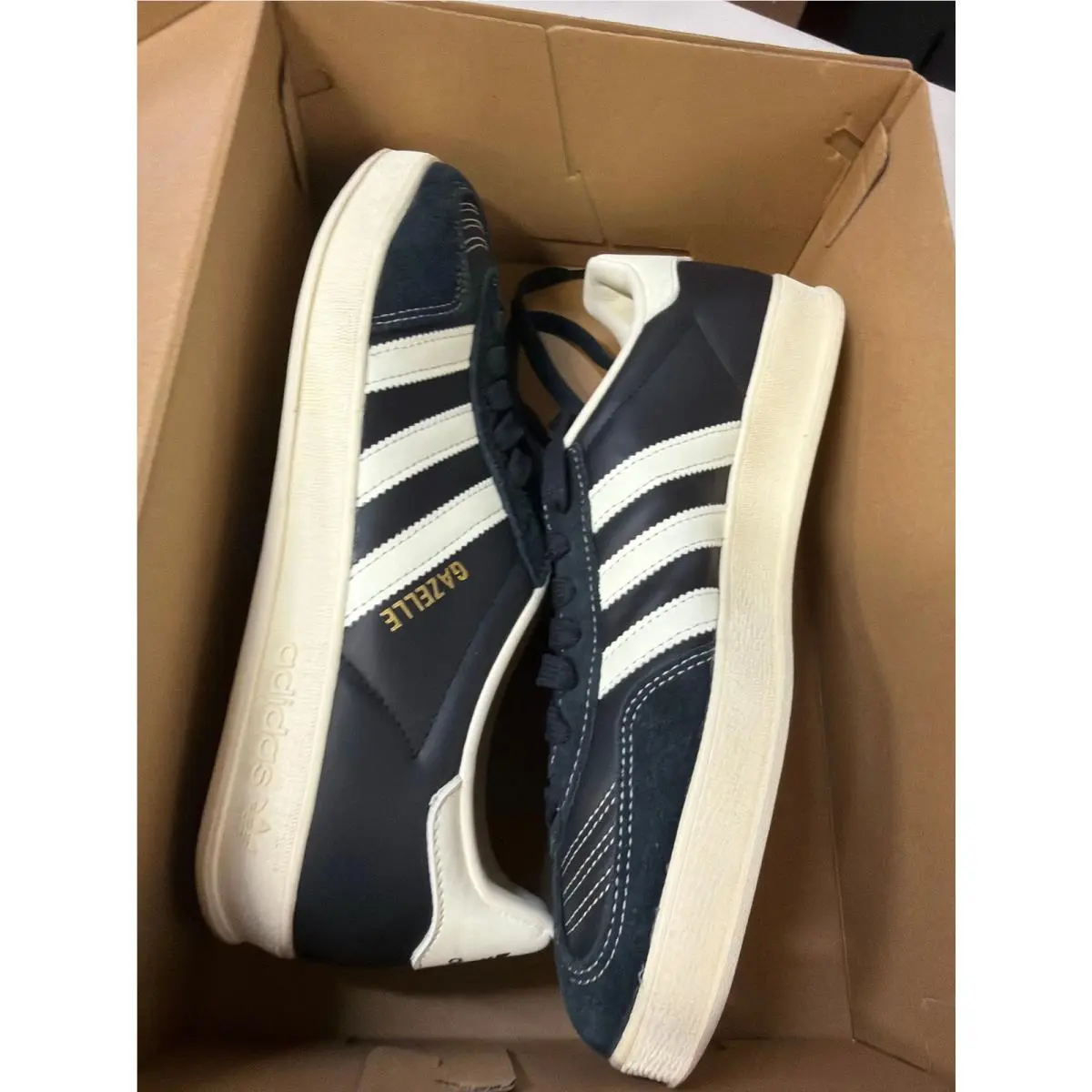 Adidas shoes - JQ8385 - JQ8385 - Multicolor 0
