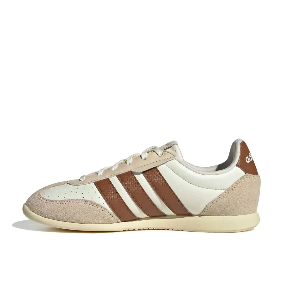Adidas shoes - White/Taupe 7