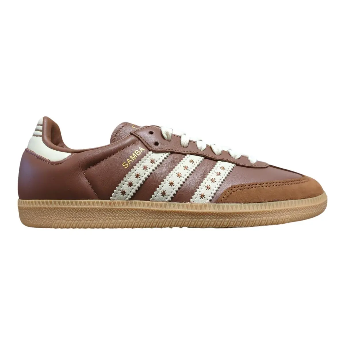 Adidas shoes - White/Quartz/Gum 14