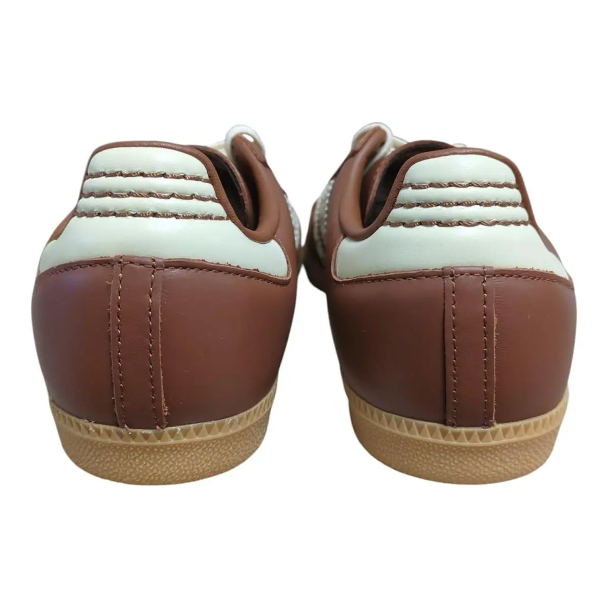 Adidas shoes - White/Quartz/Gum 16