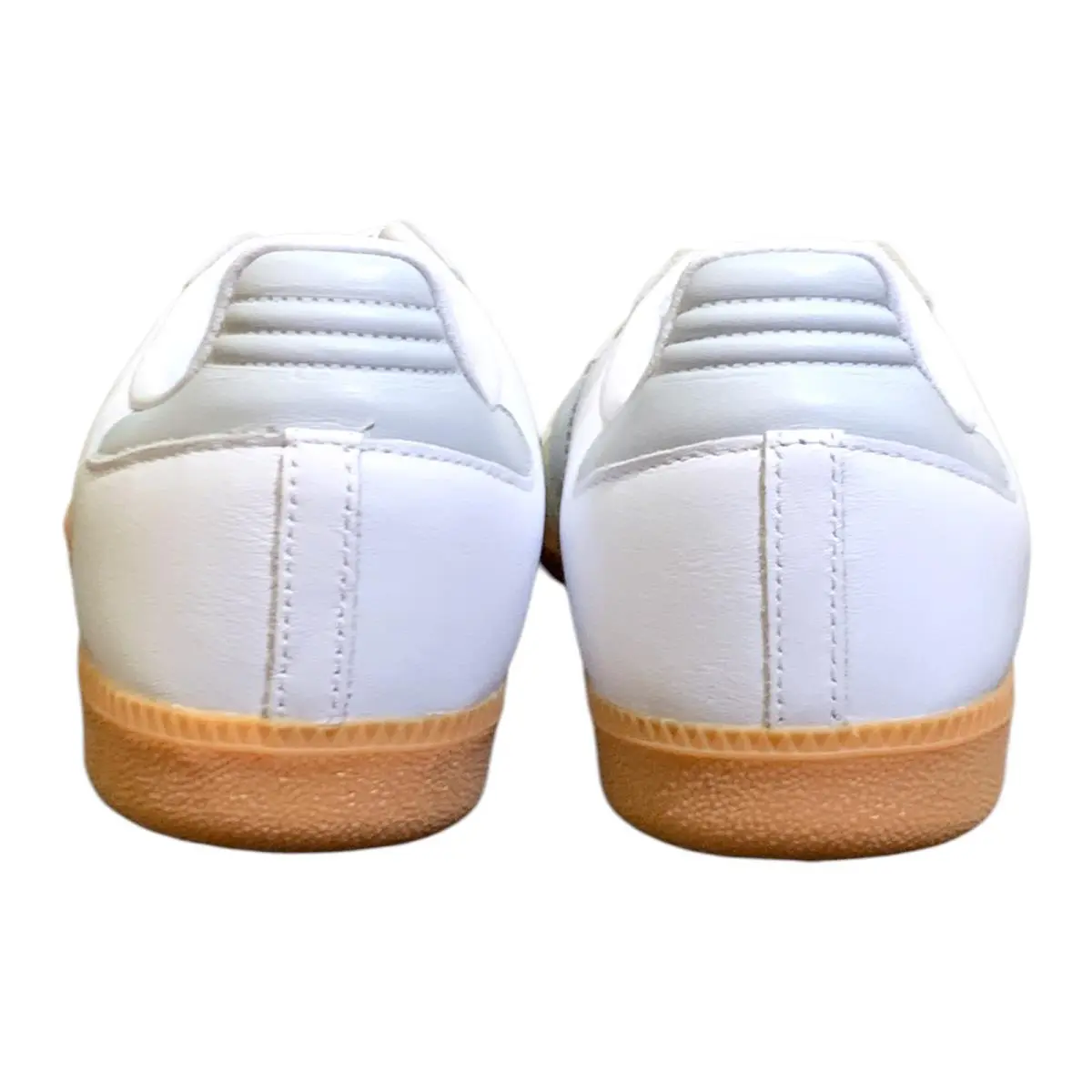 Adidas shoes - White/Quartz/Gum 17