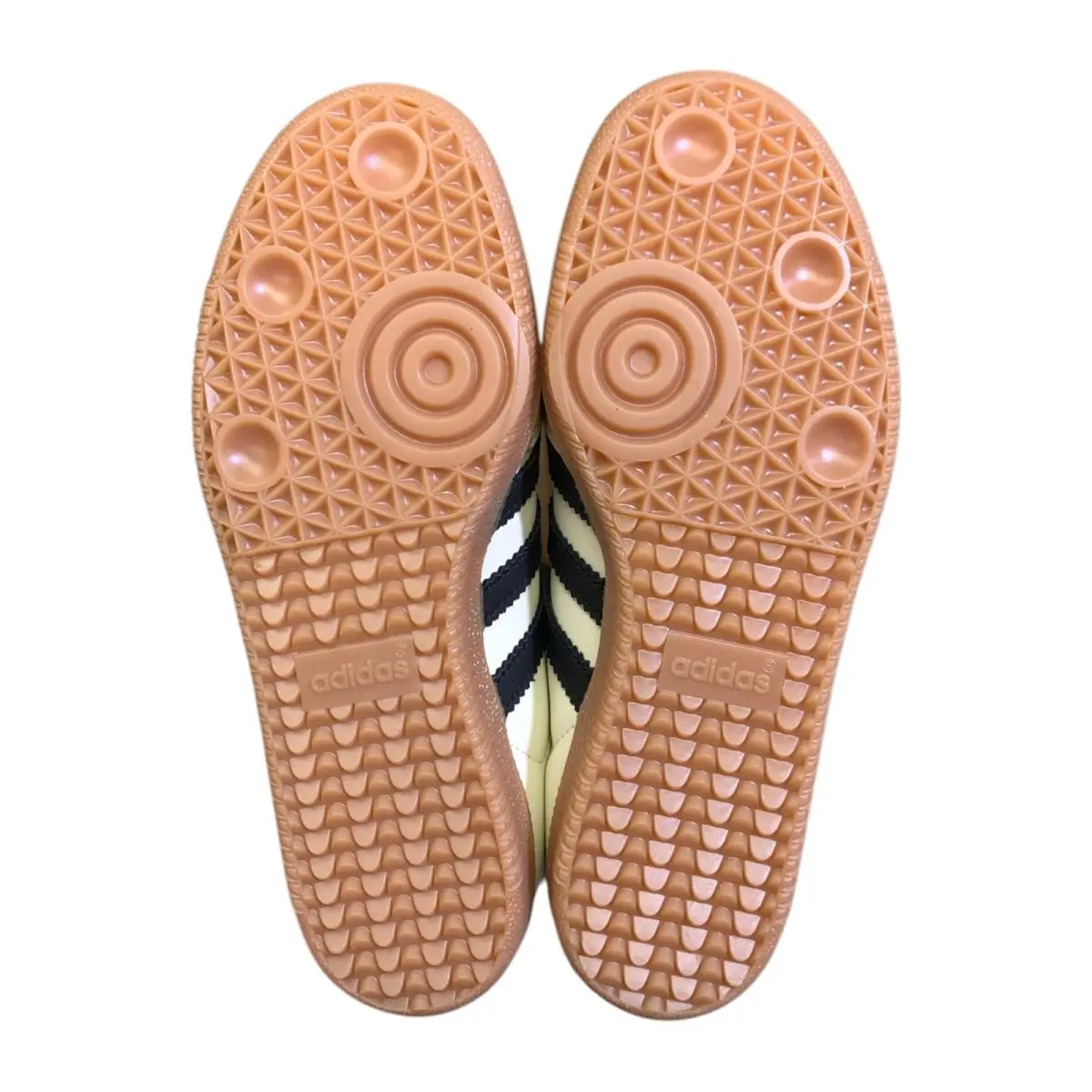 Adidas shoes - White/Quartz/Gum 32
