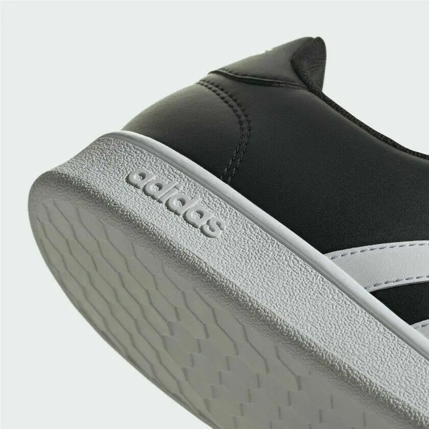 Adidas shoes - EE7900 - EE7900 - Core Black / Cloud White 4