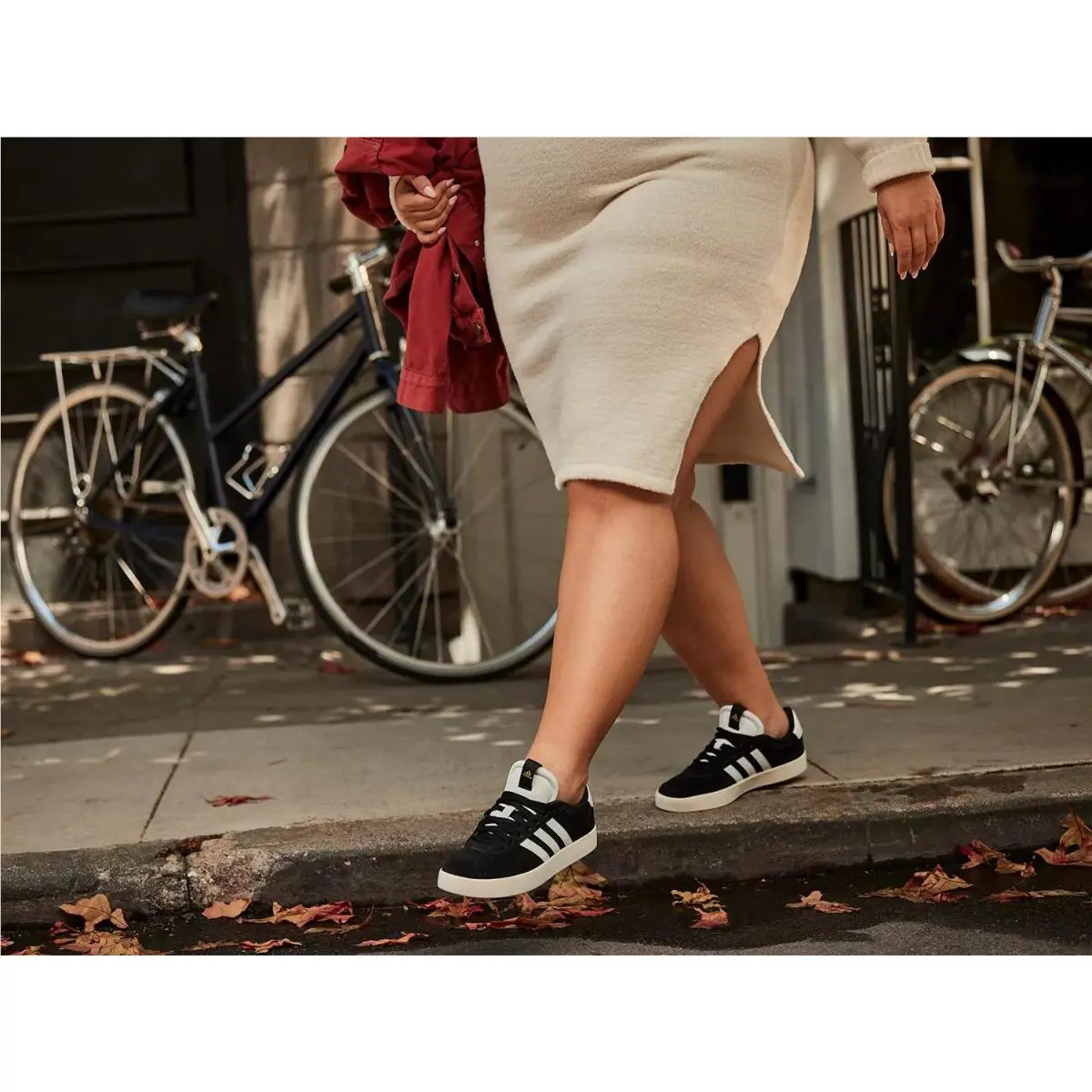 Adidas shoes - Black/White 13