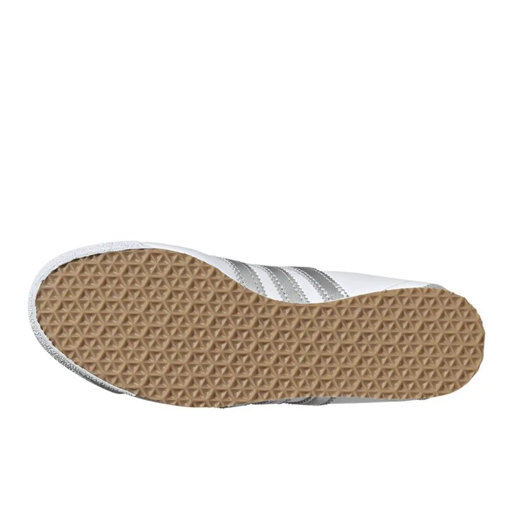 Adidas shoes - adidas Italia 70S Lace Up - JQ9070 - Silver, White 3