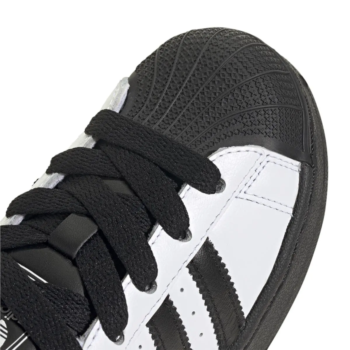 Adidas shoes - Cloud White/Core Black/Cloud White 10
