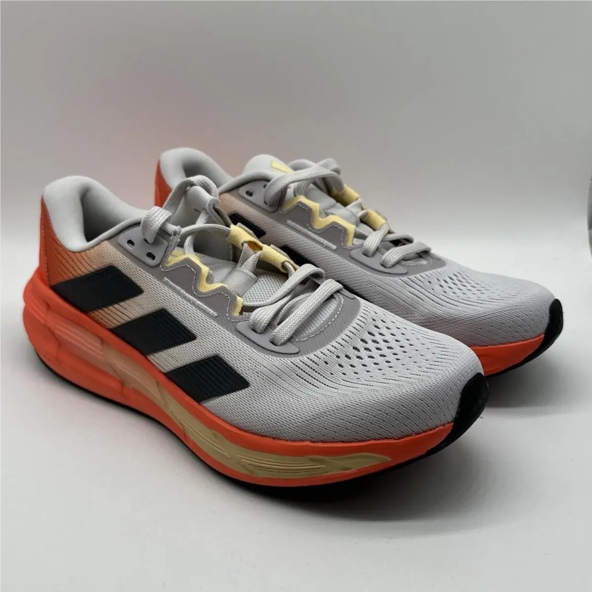 Adidas Quester 3 M Running Shoes Men`s Size 8.5 Gray/orange JQ4380