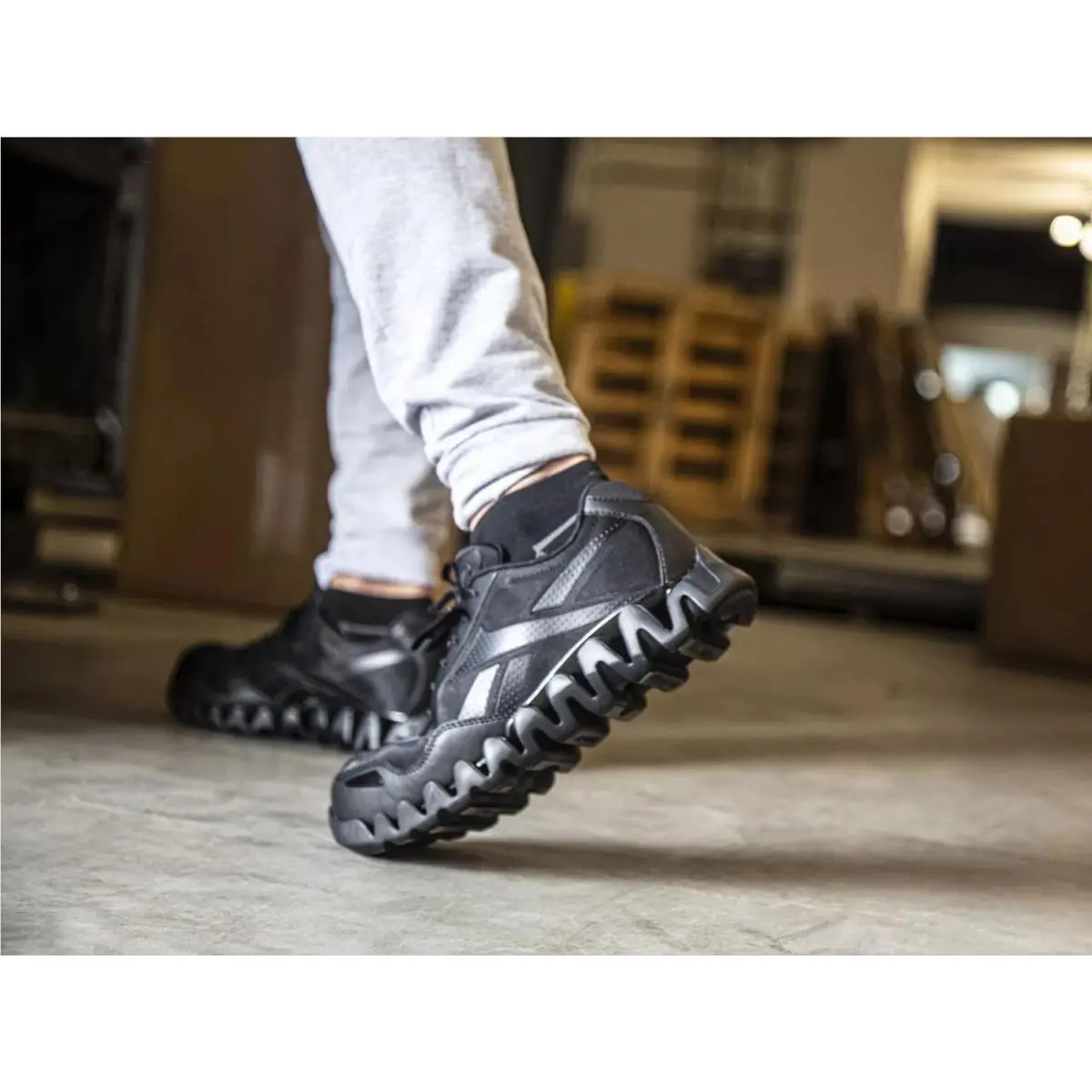 Reebok shoes - Black 4