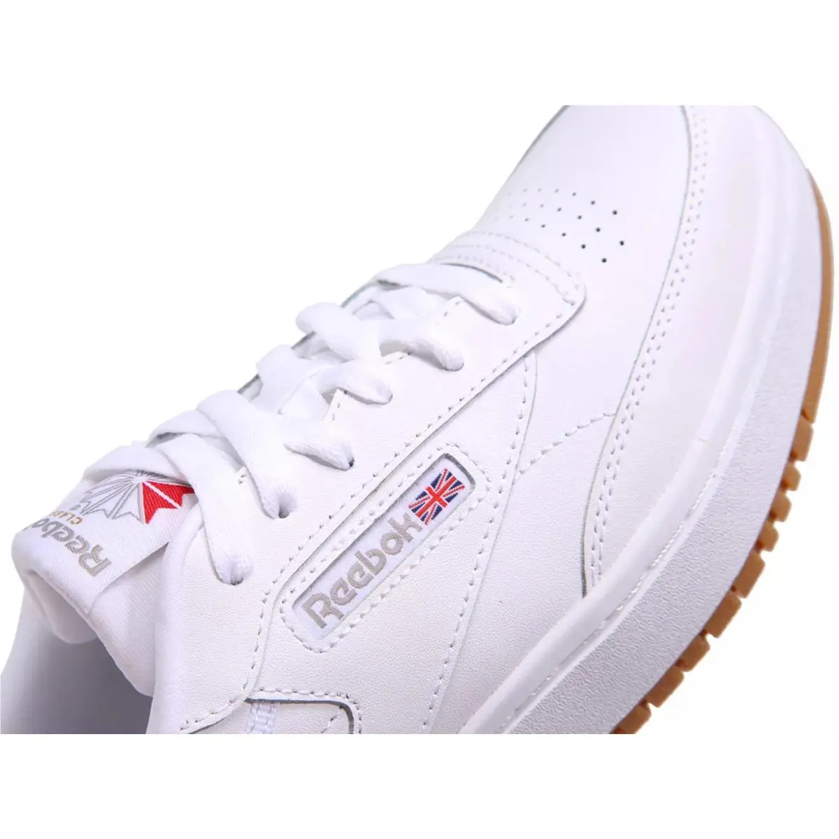 Reebok shoes - White 16