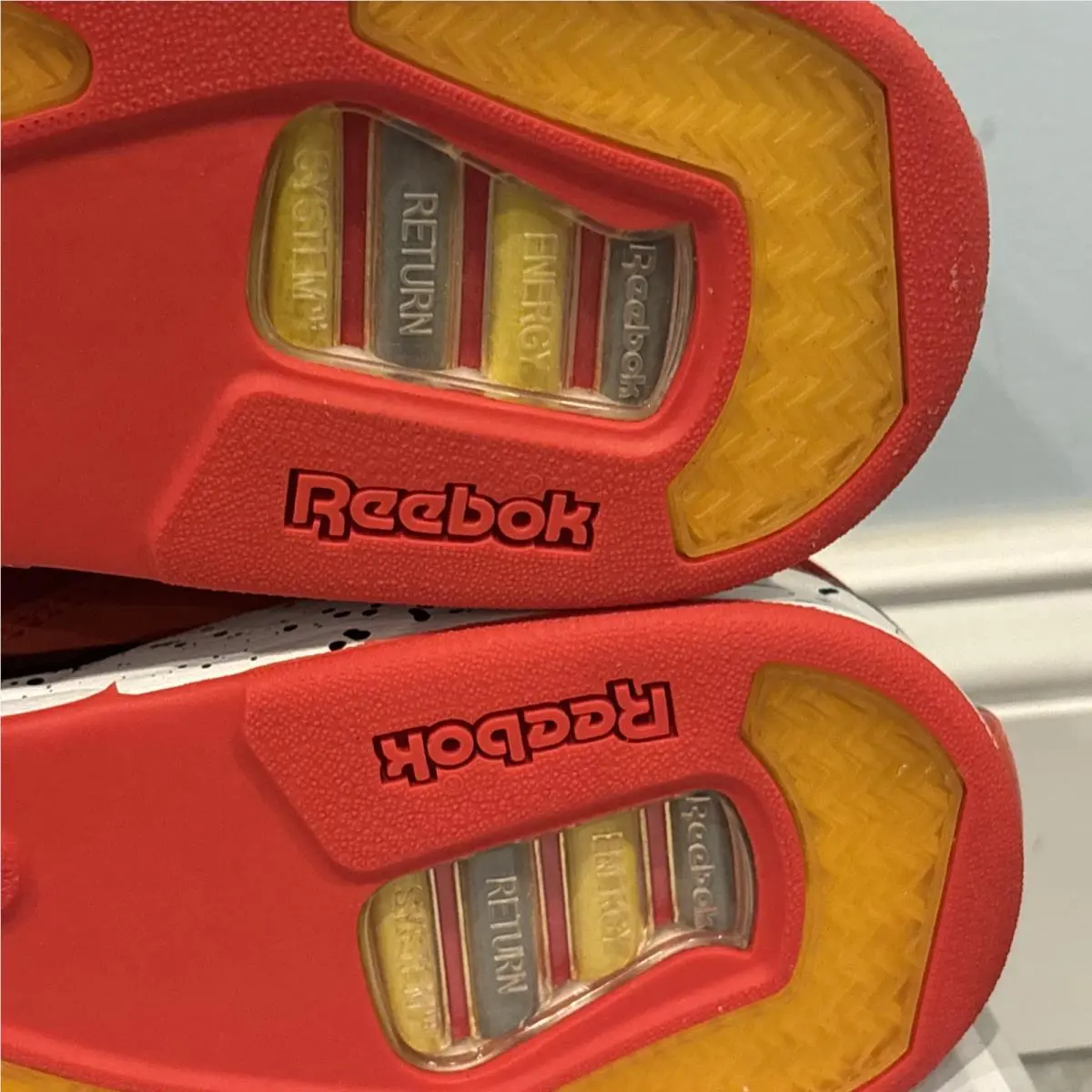 Reebok shoes - Reebok Pump Omni Zone - Pump Omni Zone - 4-J99942 - red/grey/comet (UPC: 0884562907492) 8