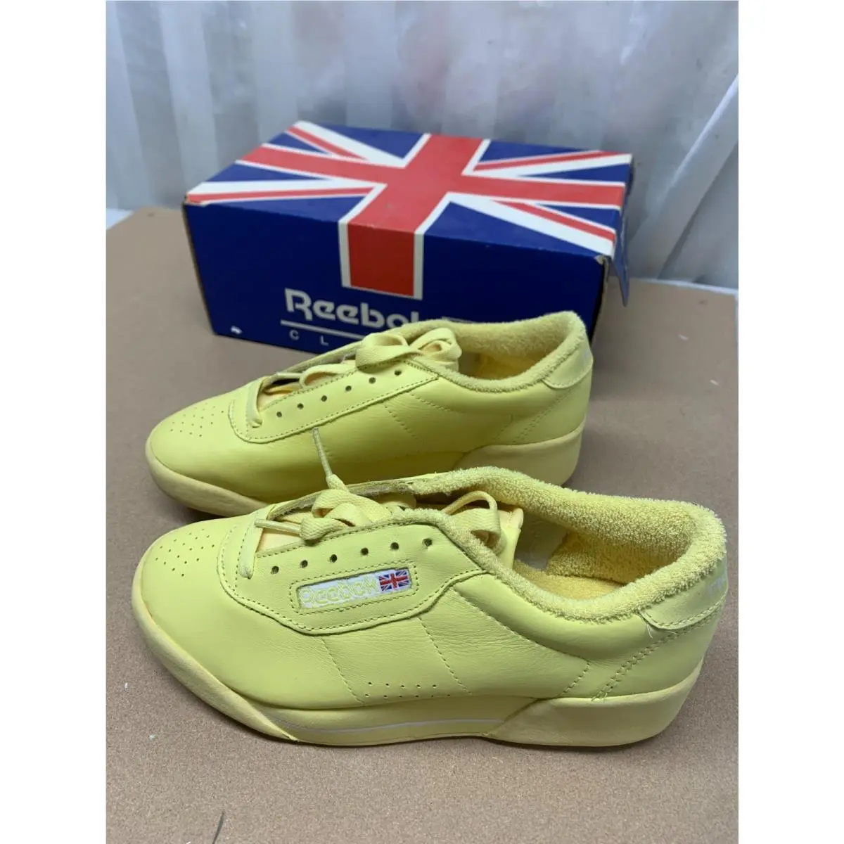 Reebok shoes - Reebok Classic Princess - Classic Princess - Yellow 13