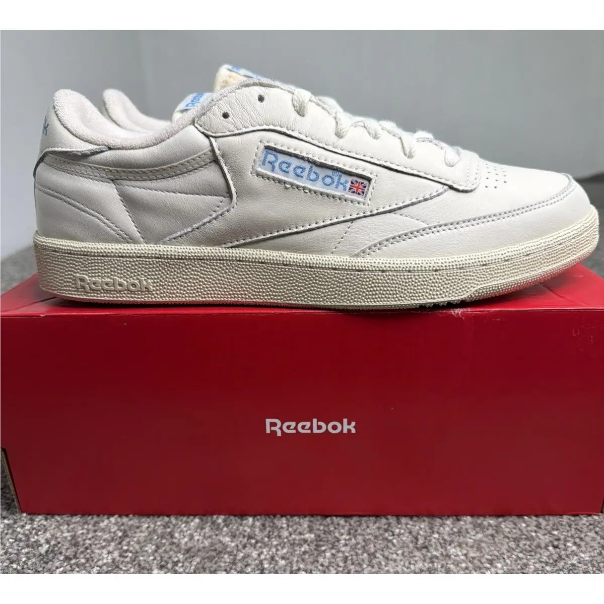 Reebok shoes - vintage chalk (UPC: 0195734127427) 10