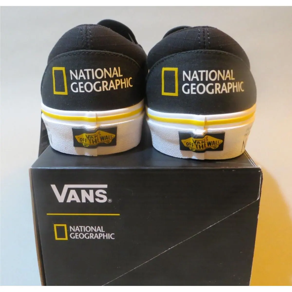 Vans shoes - Slip-On - Thnnwglcr - Black/Gray...touch of Navy (UPC: 194114401539) 3
