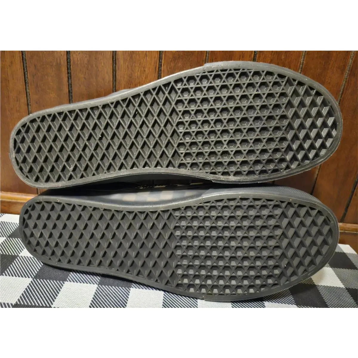 Vans shoes - VANS Classic Slip-On - Classic - VN000D5PYB2 - BLACK/WHITE 9