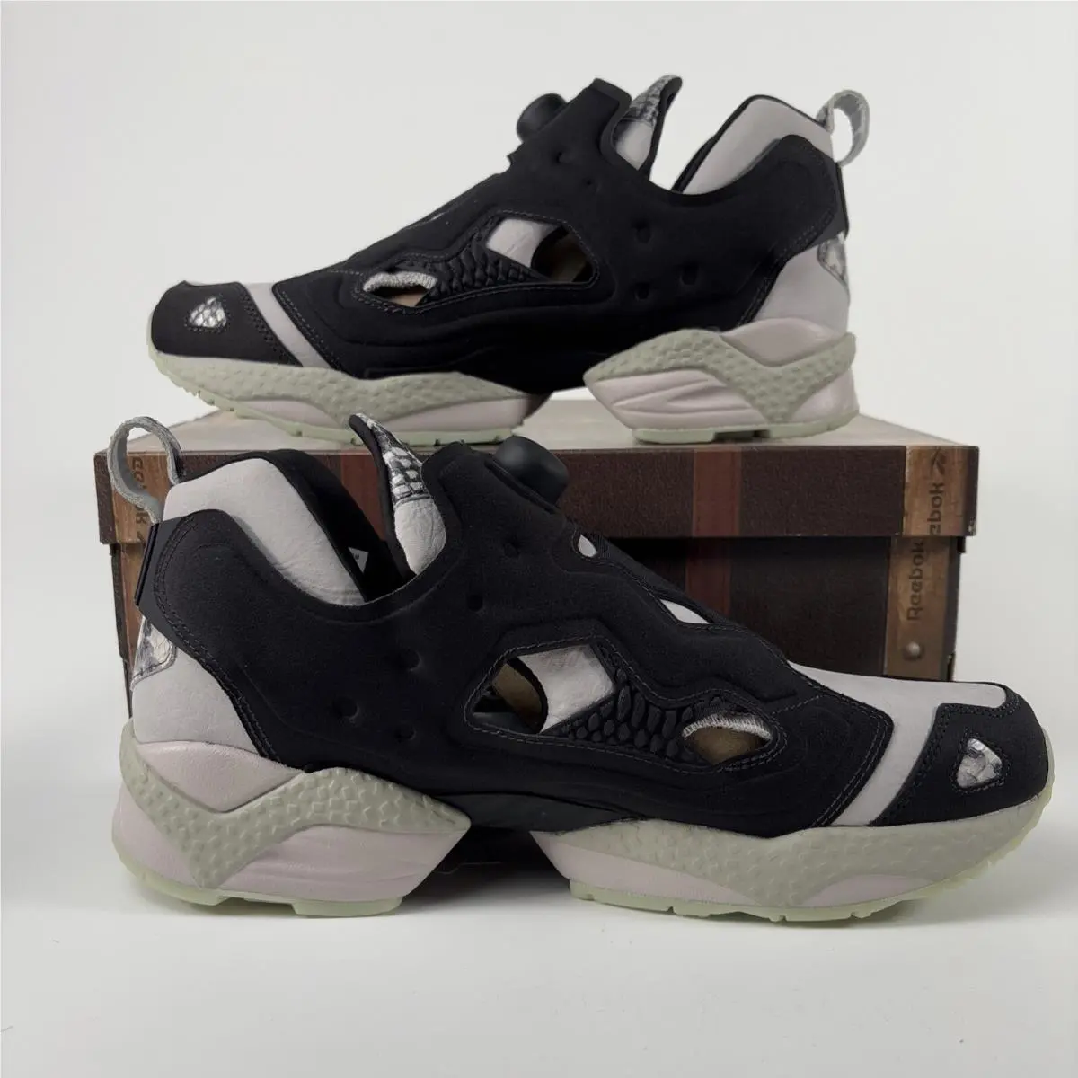 Reebok shoes - Reebok Instapump Fury - Instapump Fury - 100201812 - Black 0