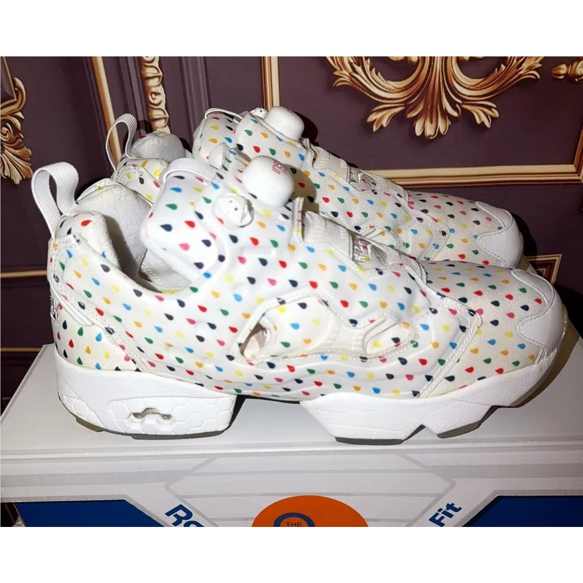 R Rare Reebok Instapump Fury OG Men Size 9 5 White/rainbow Sneakers