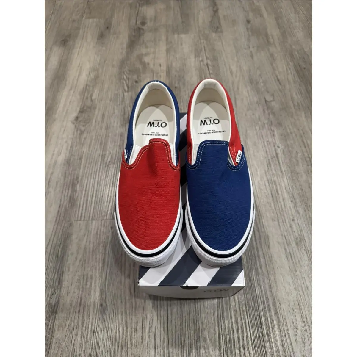 Vans shoes - VANS Classics - Classics - VN000EBPZ11 - Blue 1