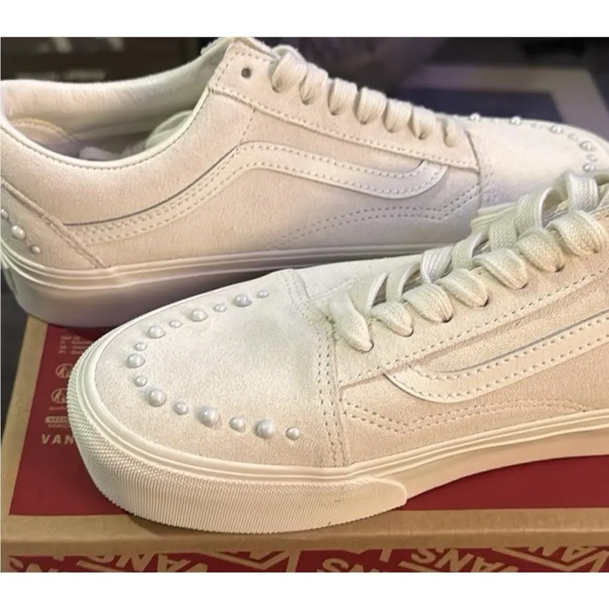 Vans Old Skool Pearls Marshmallow White Suede Cushioned Low Top Lace Up Sneaker