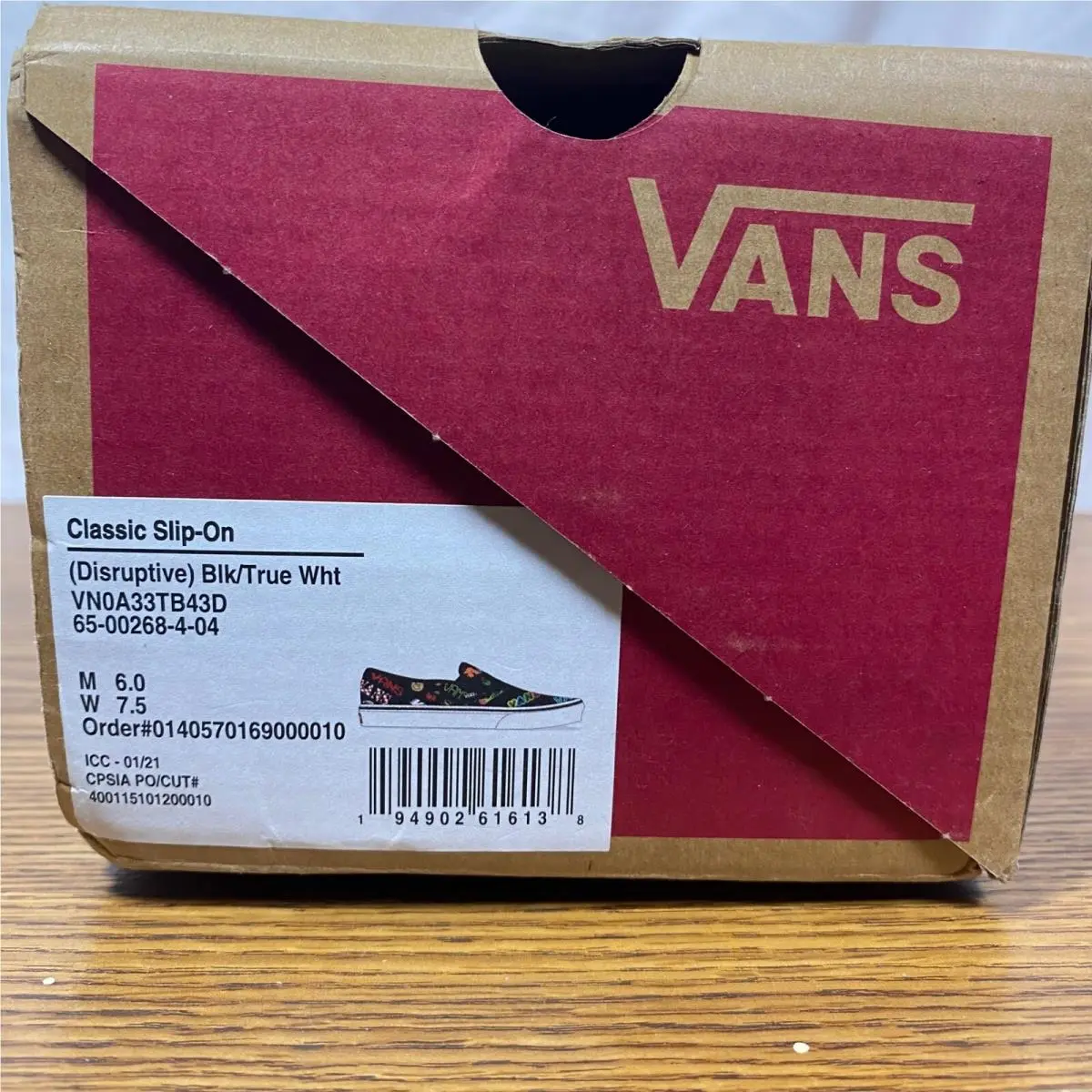 Vans shoes - Vans Classic Slip-On Disruptive - Classic Disruptive - Black 4