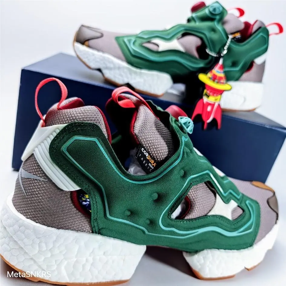 Reebok shoes - Reebok Instapump Fury - Instapump Fury - GZ5363 - Pine Green/Boulder Grey-Triathlon Red 10
