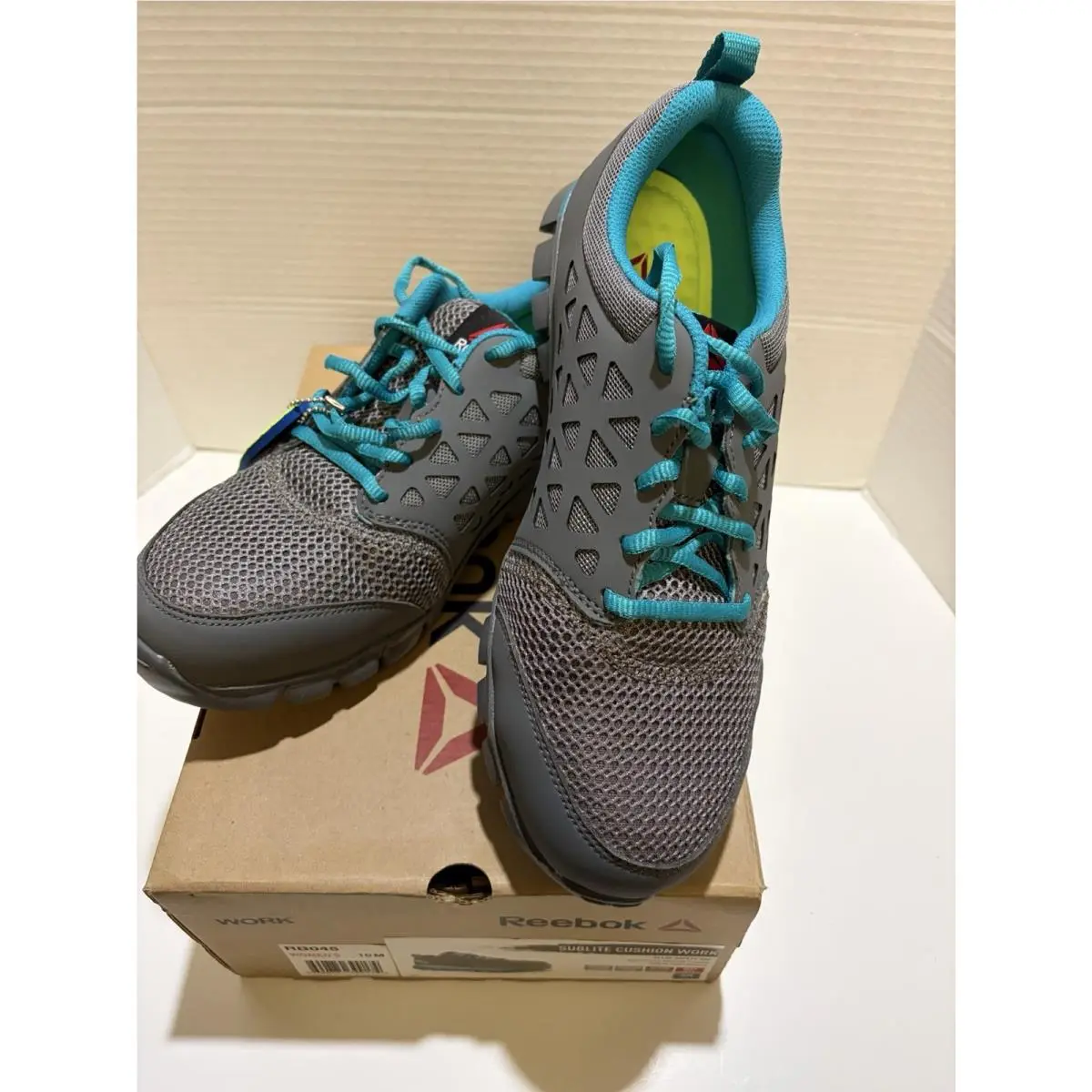 Womens Reebok Alloy Safety Toe Astm Slip Resistant Turquoise Work Shoes RB045