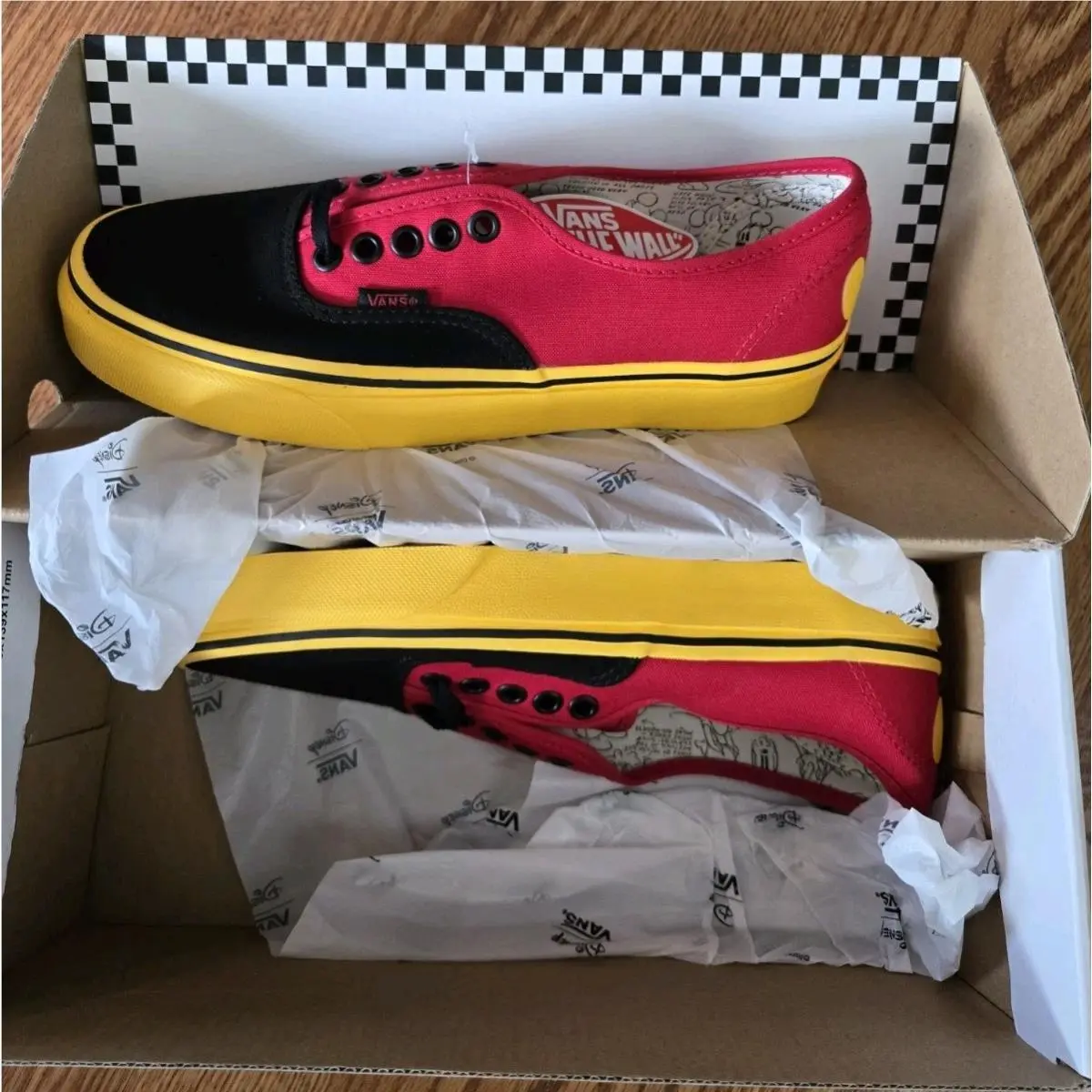 Mens Size 6.5 / Womens 8 - Vans X Disney - Mickey Red Yellow Black