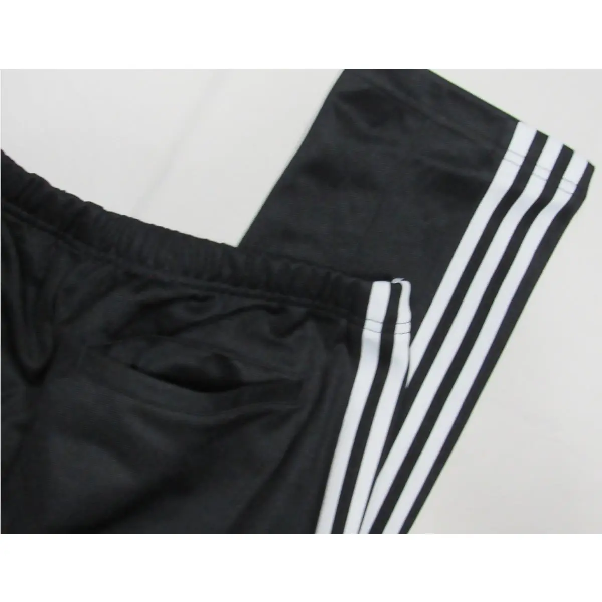 Adidas clothing - II5764 - II5764 - Black (UPC: 196468884426) 16