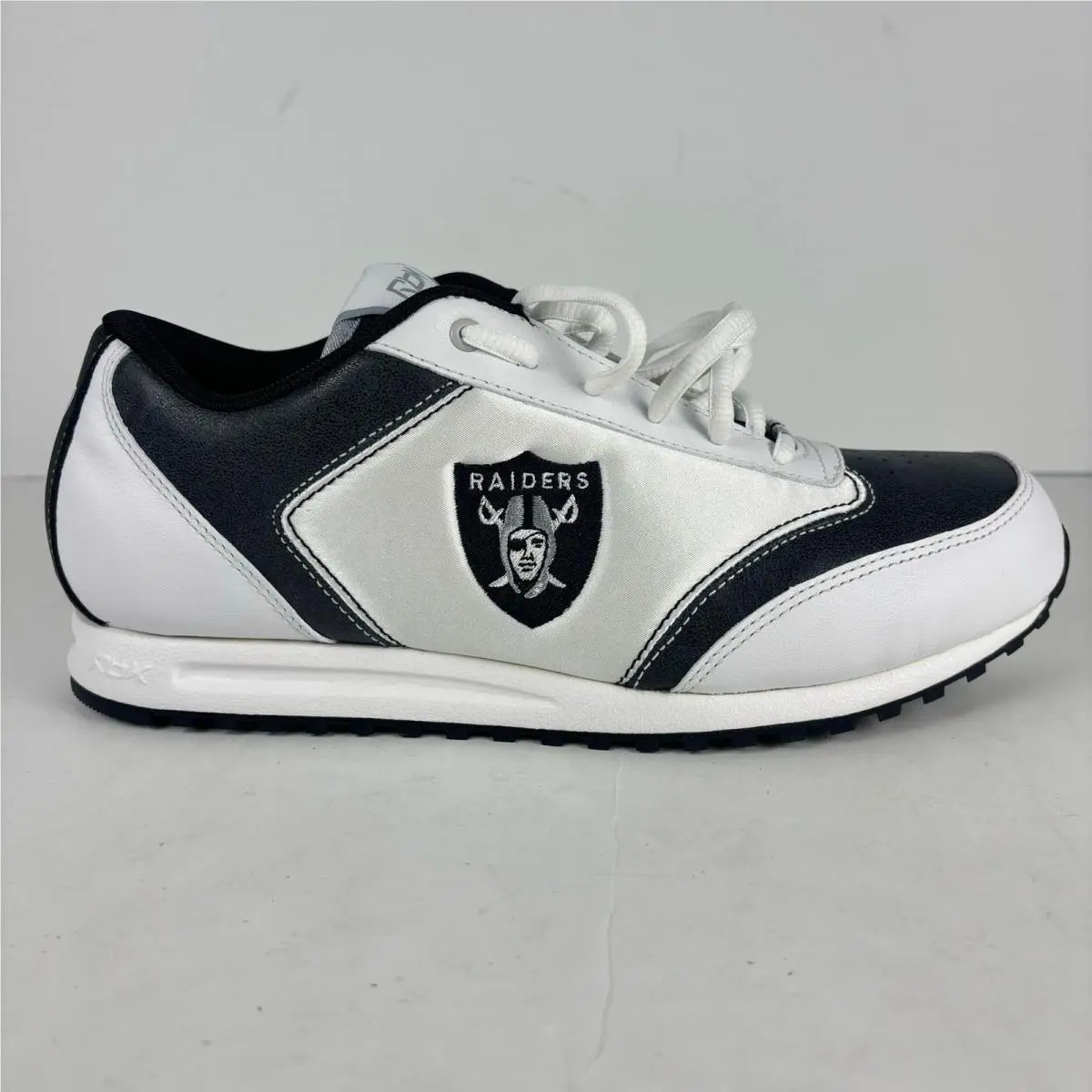 Vtg Deadstock Reebok Nfl White Passion Women`s 9.5 US Oakland Raiders 2005 Rare