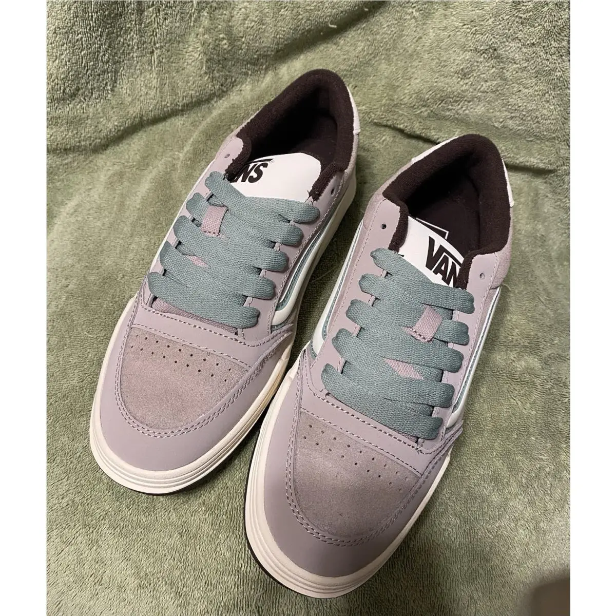 Size 8.5 Men’s 10 Womens Vans